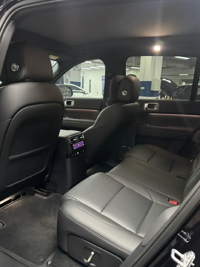 2025 Li L6 Range Extended 154HP L4 REEV,autocango,china used car exporter,china ev exporter,chinese used car exporter,chinese used ev exporter