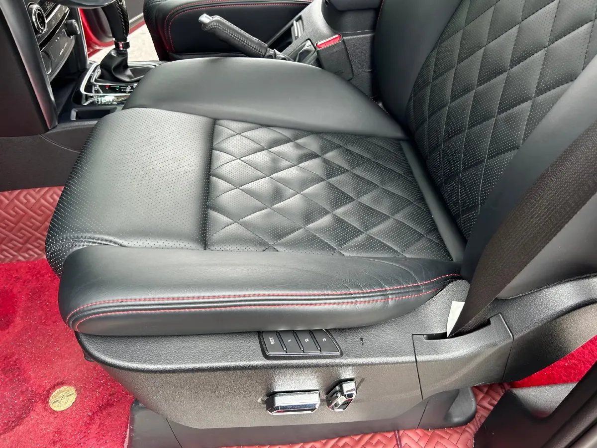 2019 Beijing BJ80 2.3T 231HP L4 6AT,autocango,china used car exporter,china ev exporter,chinese used car exporter,chinese used ev exporter