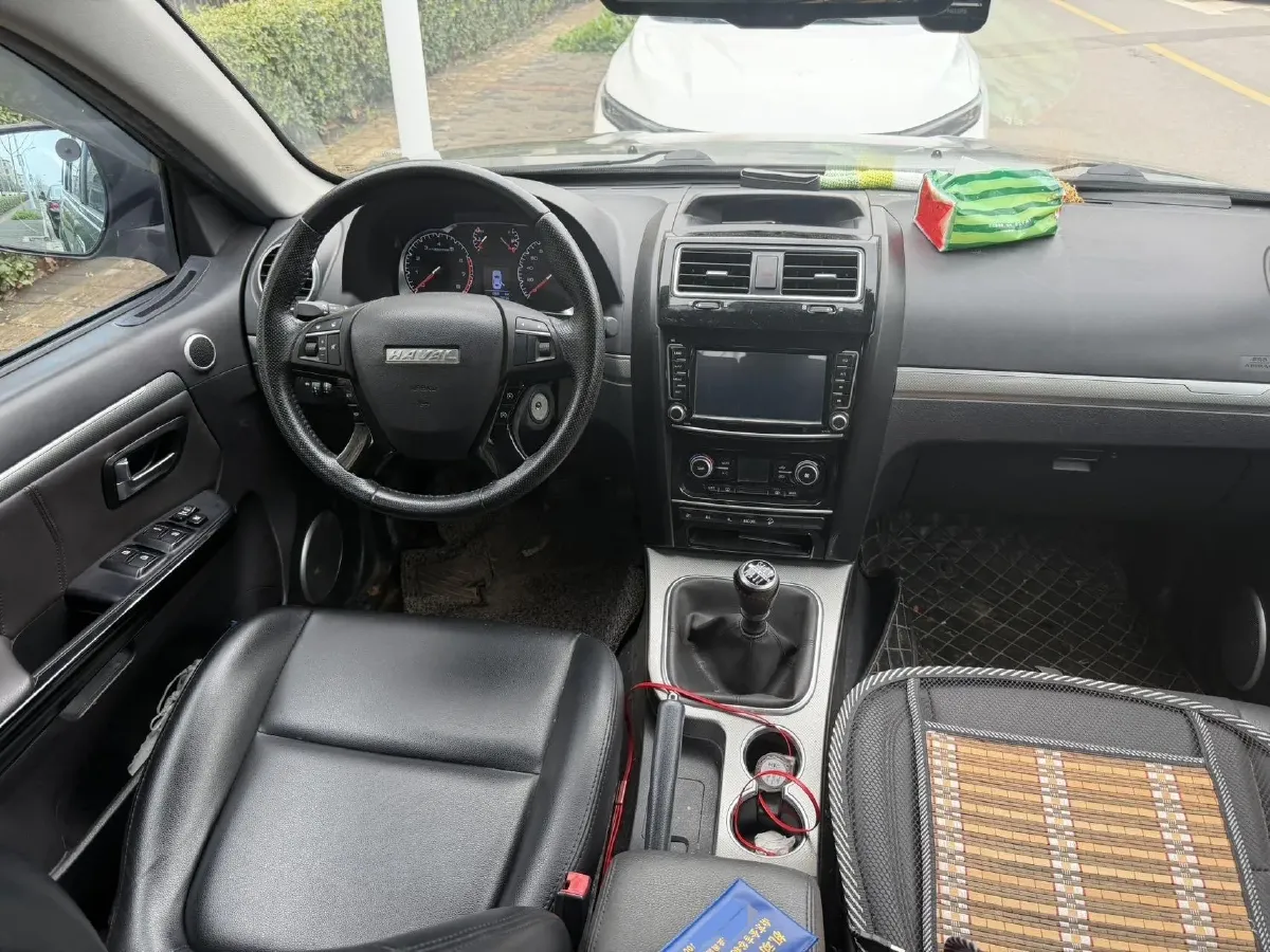 2018 Haval H5 Class 2.0T 190HP L4 6MT,autocango,china used car exporter,china ev exporter,chinese used car exporter,chinese used ev exporter