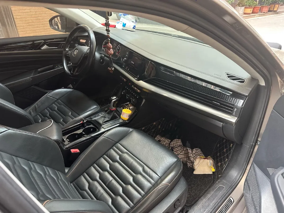 2019 Skoda Kodiak 2.0T 186HP L4 7DCT,autocango,china used car exporter,china ev exporter,chinese used car exporter,chinese used ev exporter