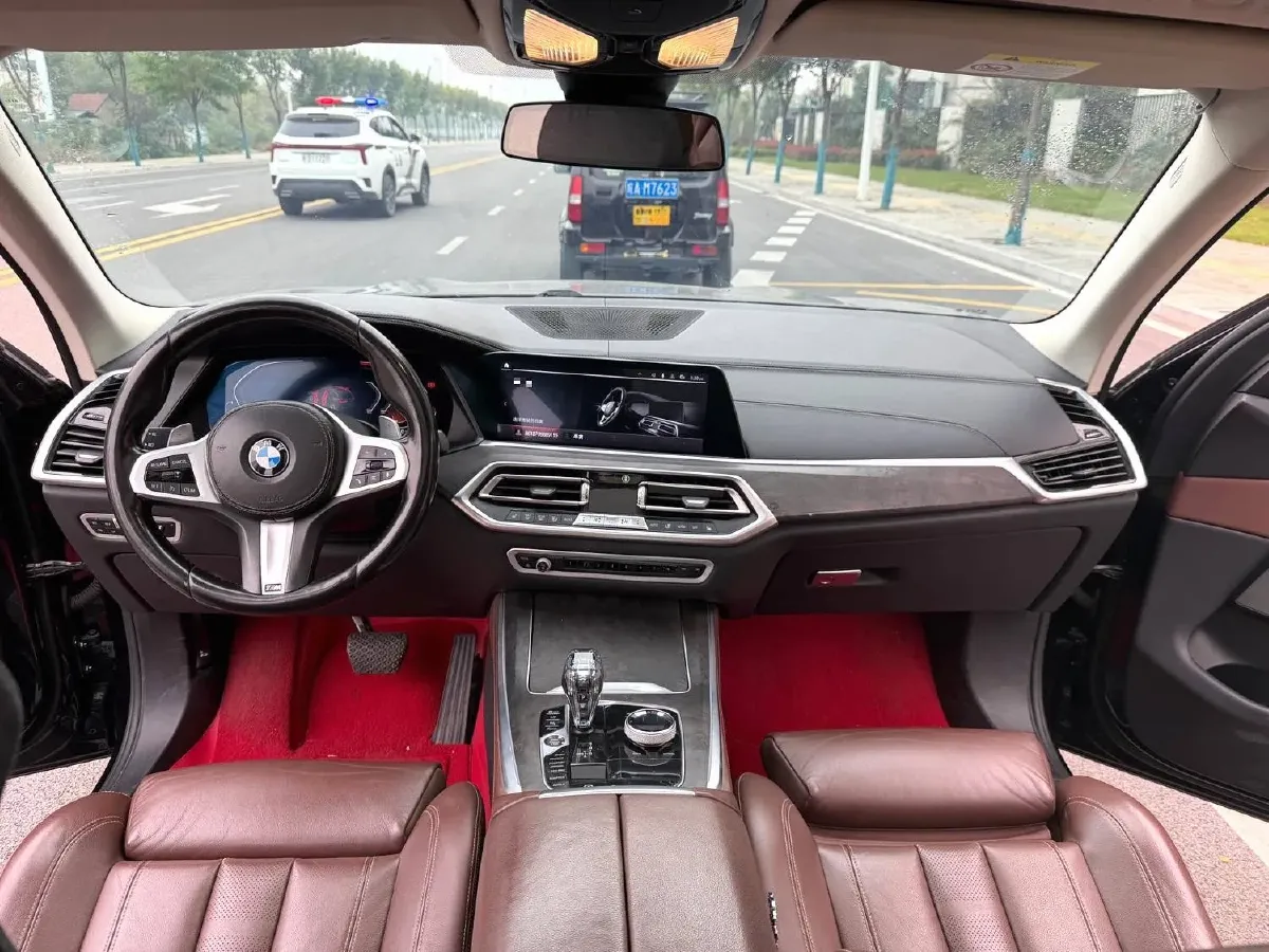 2021 BMW X5 3.0T 340HP L6 8AT,autocango,china used car exporter,china ev exporter,chinese used car exporter,chinese used ev exporter