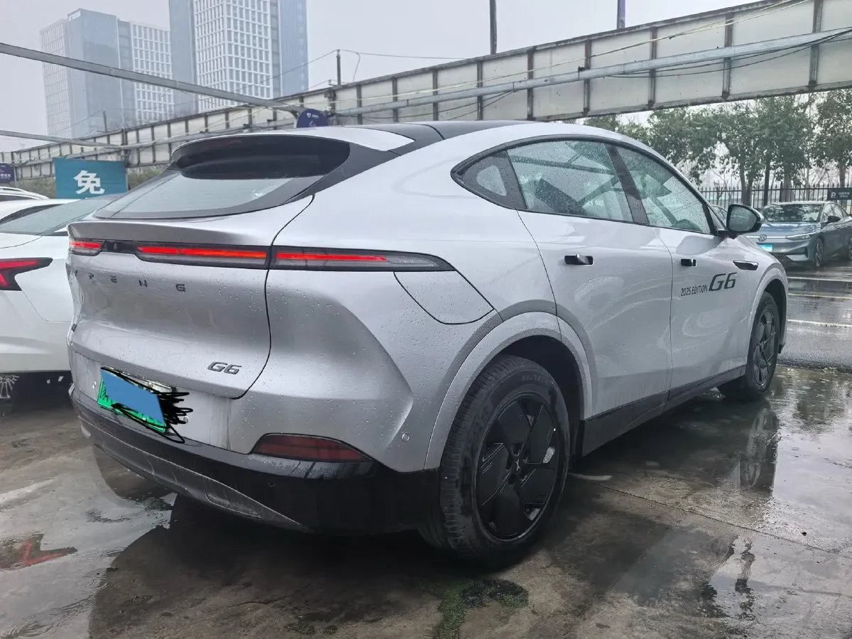 2025 Xpeng G6 BEV 68.5KWH,autocango,china used car exporter,china ev exporter,chinese used car exporter,chinese used ev exporter