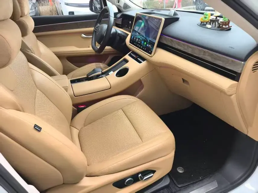 2022 Infiniti Q50L 2.0T 211HP L4 7AT,autocango,china used car exporter,china ev exporter,chinese used car exporter,chinese used ev exporter