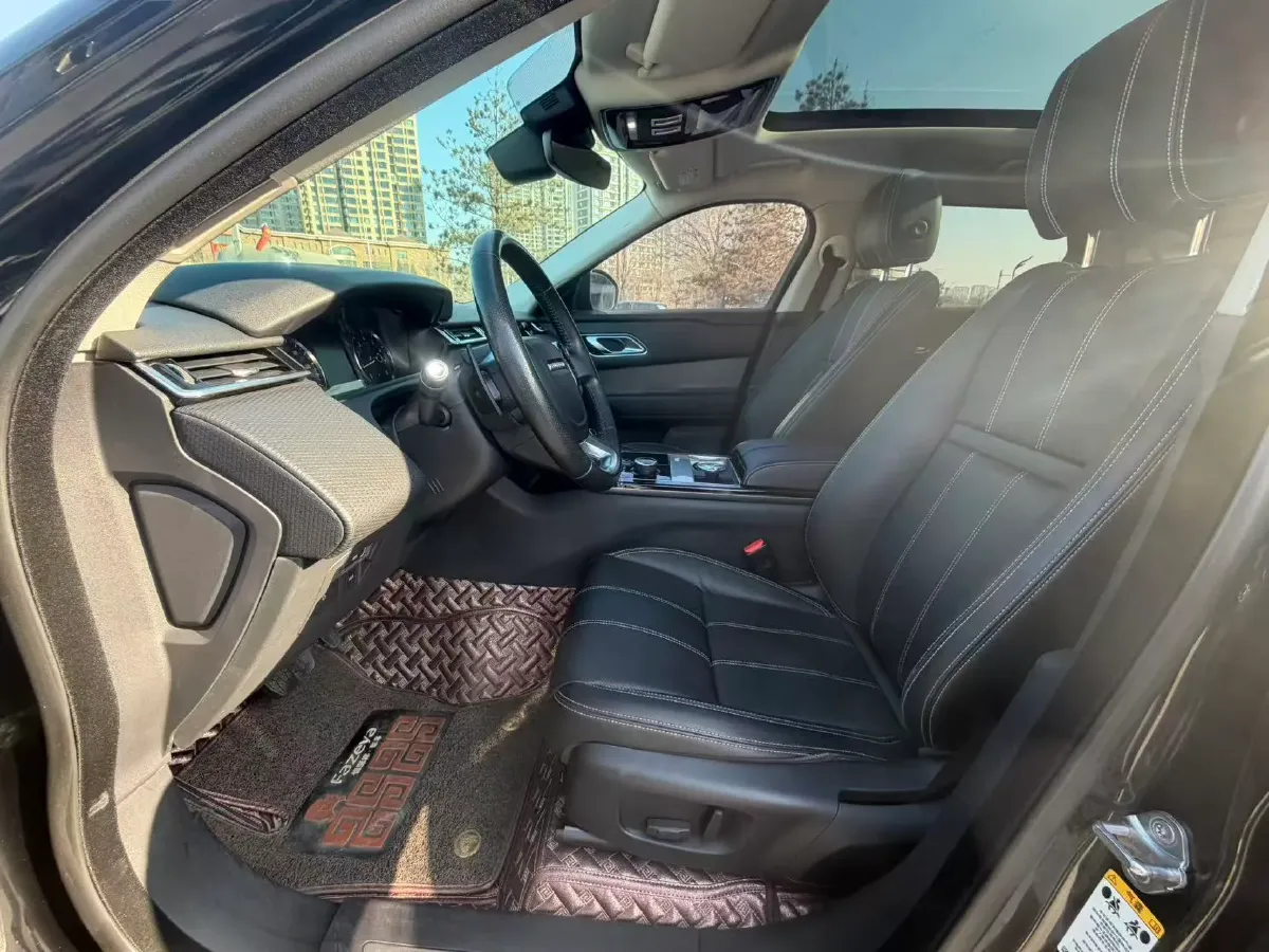 2018 Land Rover Discovery 2.0T 300HP L4 8AT,autocango,china used car exporter,china ev exporter,chinese used car exporter,chinese used ev exporter