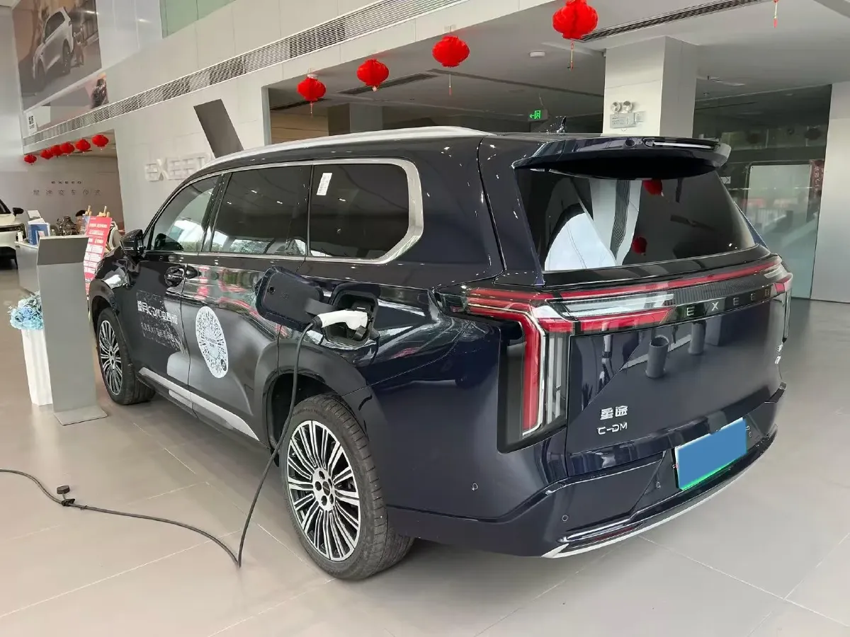 2025 Exceed VXC-DM 1.5T 156HP L4 3DHT PHEV 34.46KWH,autocango,china used car exporter,china ev exporter,chinese used car exporter,chinese used ev exporter