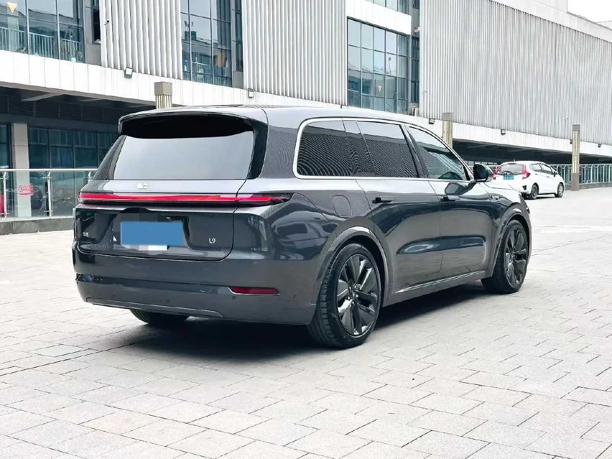 2022 Li L9 Range Extended 154HP REEV 42.6KWH,autocango,china used car exporter,china ev exporter,chinese used car exporter,chinese used ev exporter