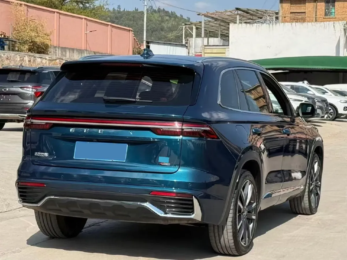 2021 Geely Monjaro 2.0T 238HP L4 8AT,autocango,china used car exporter,china ev exporter,chinese used car exporter,chinese used ev exporter