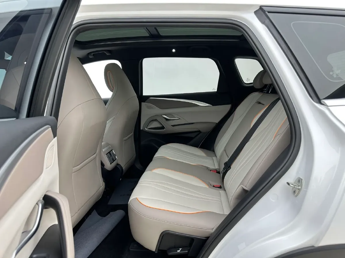 2024 BYD Song Pro 1.5L 110HP L4 E-CVT PHEV 12.9KWH,autocango,china used car exporter,china ev exporter,chinese used car exporter,chinese used ev exporter