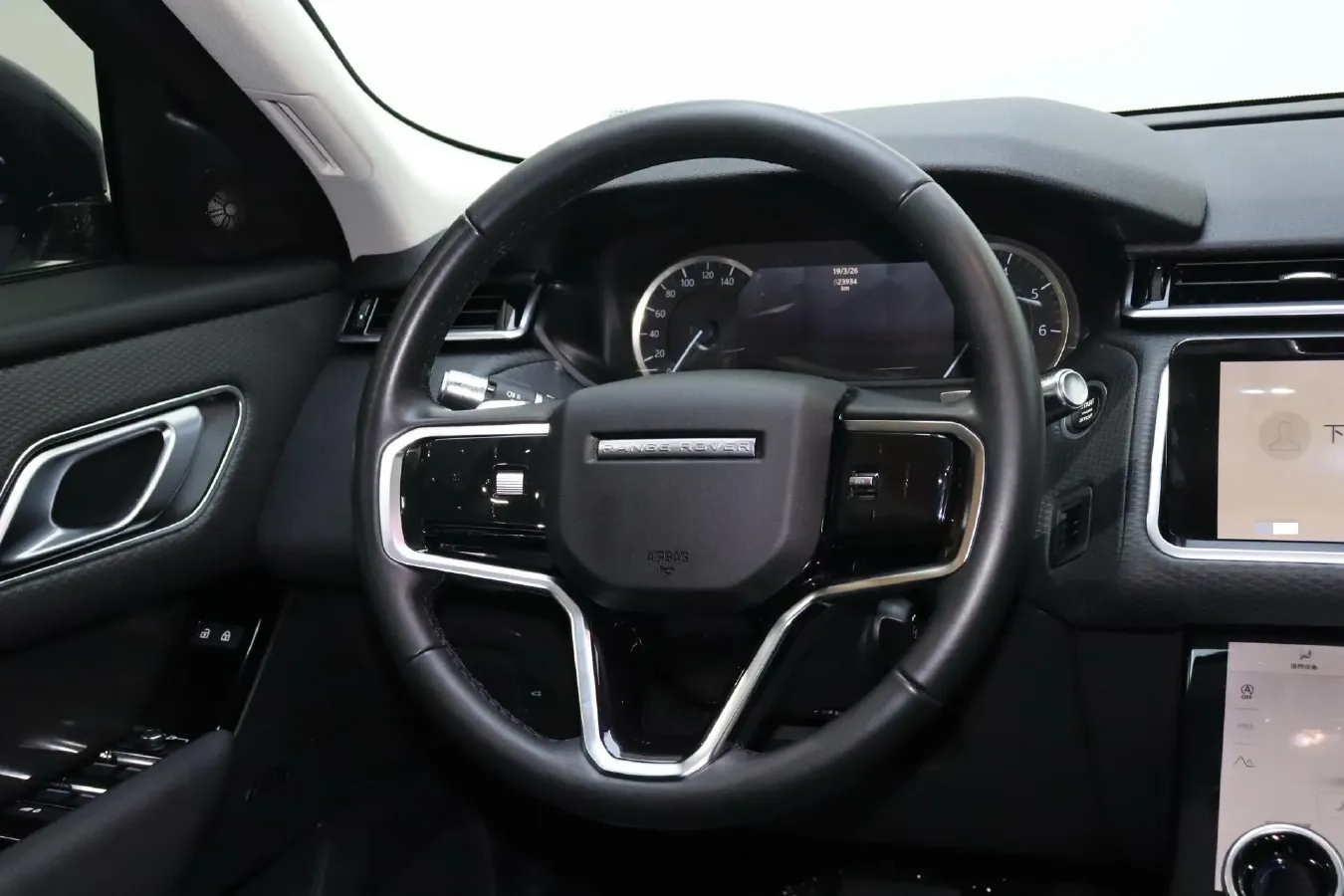 2022 Land Rover Range Rover Velar 2.0T 250HP L4 8AT,autocango,china used car exporter,china ev exporter,chinese used car exporter,chinese used ev exporter