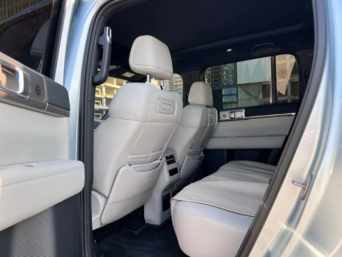 2025 FangChengBao Tai 7 1.5T 156HP L4 E-CVT PHEV,autocango,china used car exporter,china ev exporter,chinese used car exporter,chinese used ev exporter