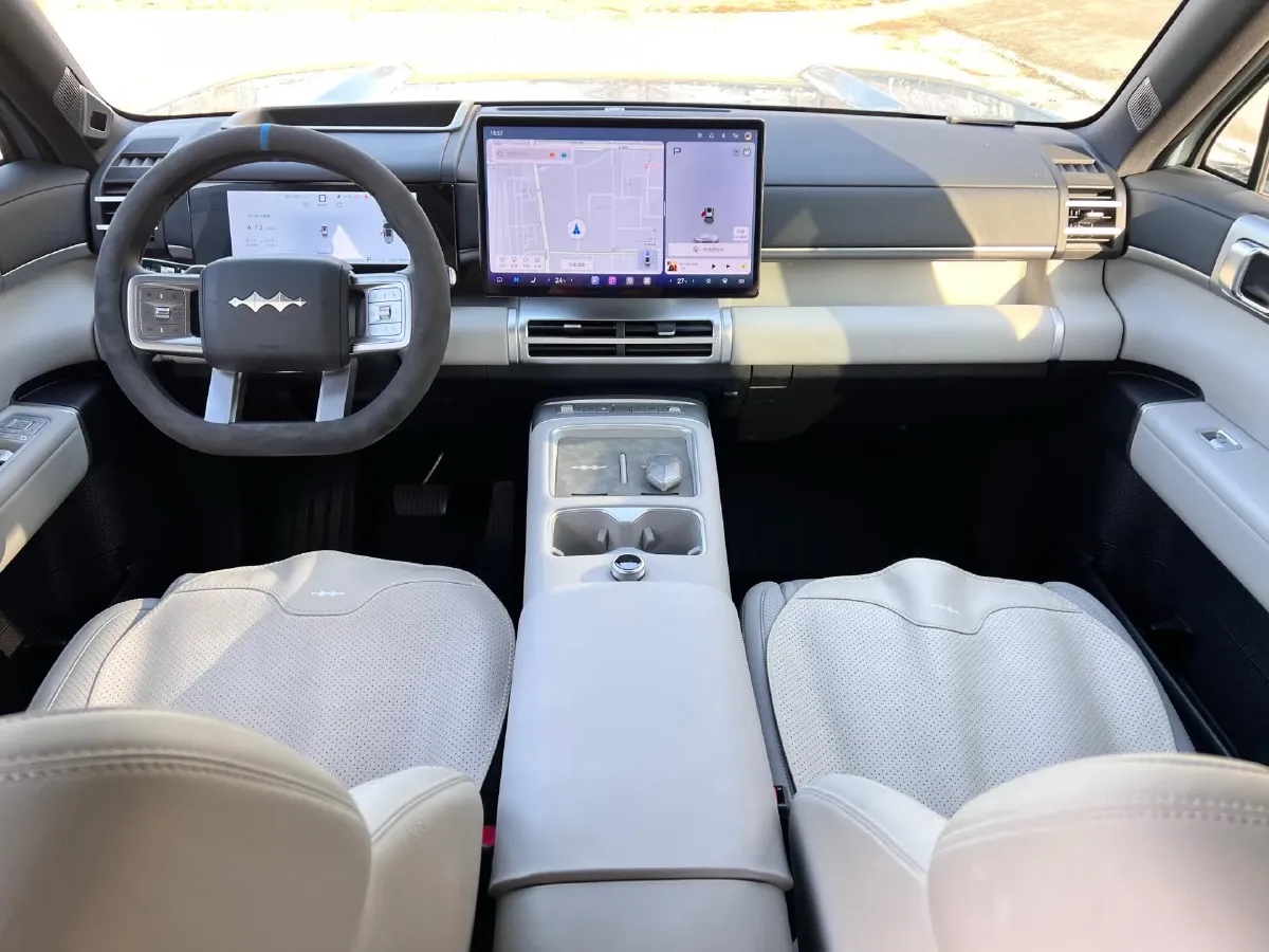 2025 FangChengBao Tai 7 1.5T 156HP L4 E-CVT PHEV,autocango,china used car exporter,china ev exporter,chinese used car exporter,chinese used ev exporter