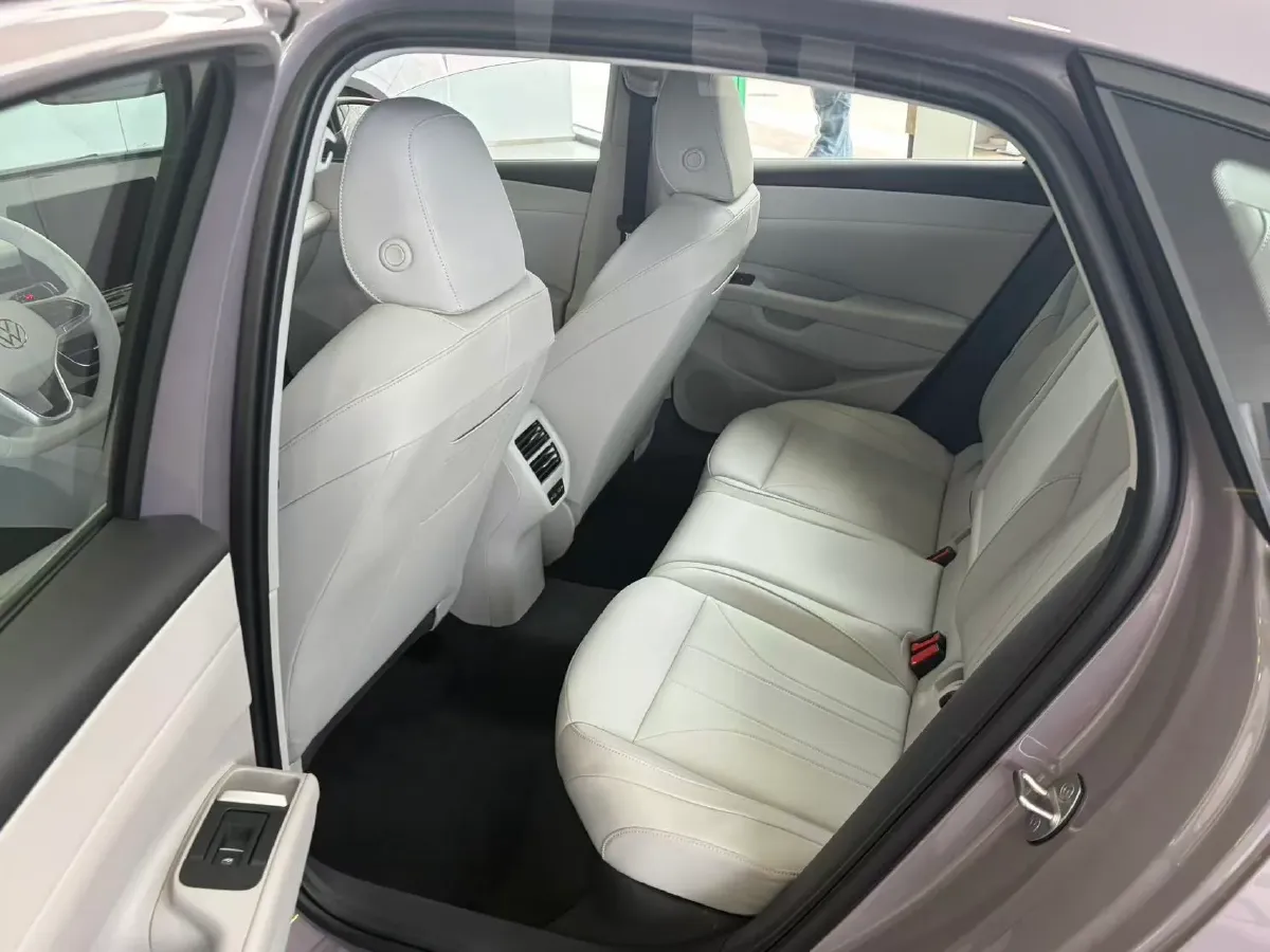 2026 Volkswagen Lavida 1.5T 160HP L4 7DCT,autocango,china used car exporter,china ev exporter,chinese used car exporter,chinese used ev exporter