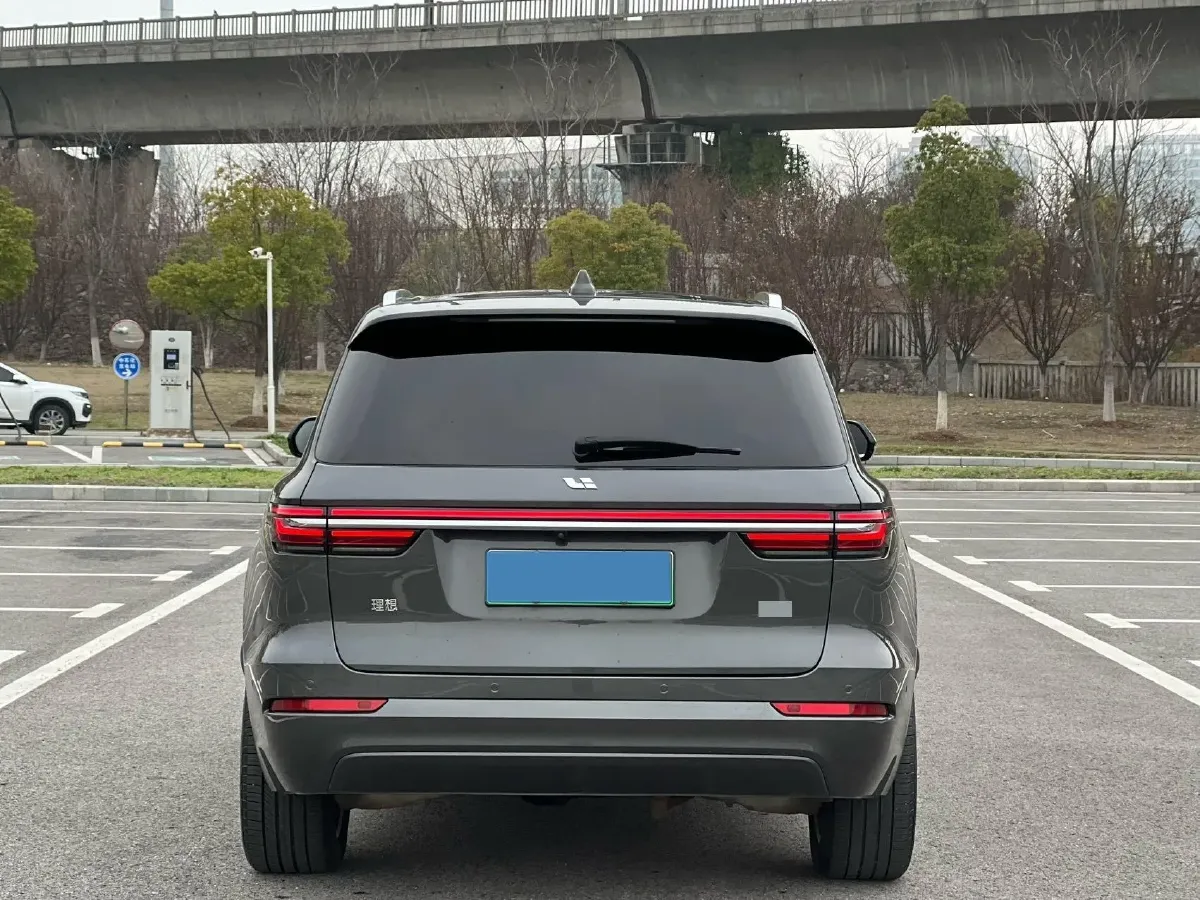 2021 Li ONE Range Extended 131HP REEV 40.5KWH,autocango,china used car exporter,china ev exporter,chinese used car exporter,chinese used ev exporter