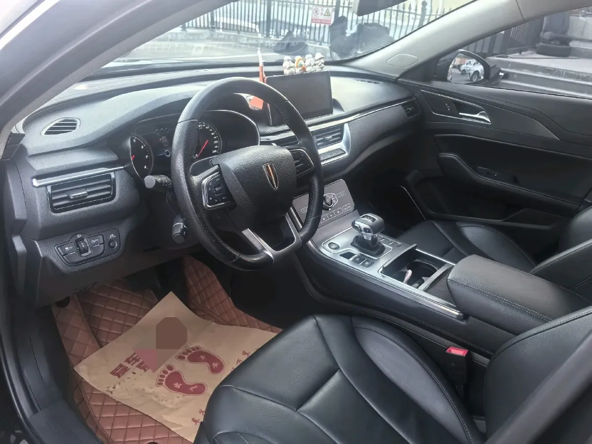 2020 HongQi H5 1.5T 169HP L4 7DCT,autocango,china used car exporter,china ev exporter,chinese used car exporter,chinese used ev exporter