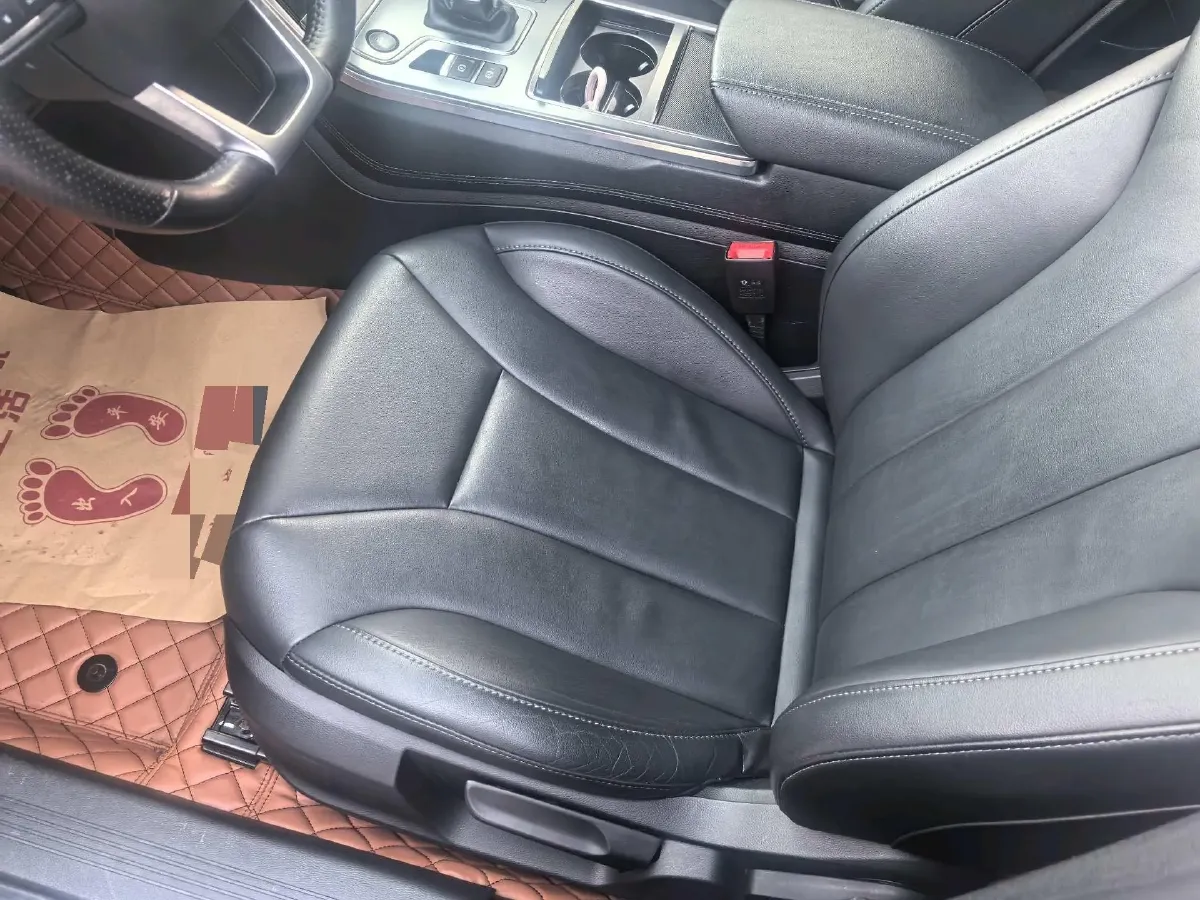 2020 HongQi H5 1.5T 169HP L4 7DCT,autocango,china used car exporter,china ev exporter,chinese used car exporter,chinese used ev exporter