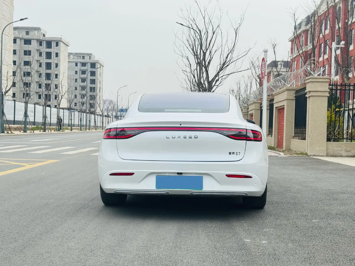 2025 Luxeed S7 BEV 100KWH,autocango,china used car exporter,china ev exporter,chinese used car exporter,chinese used ev exporter