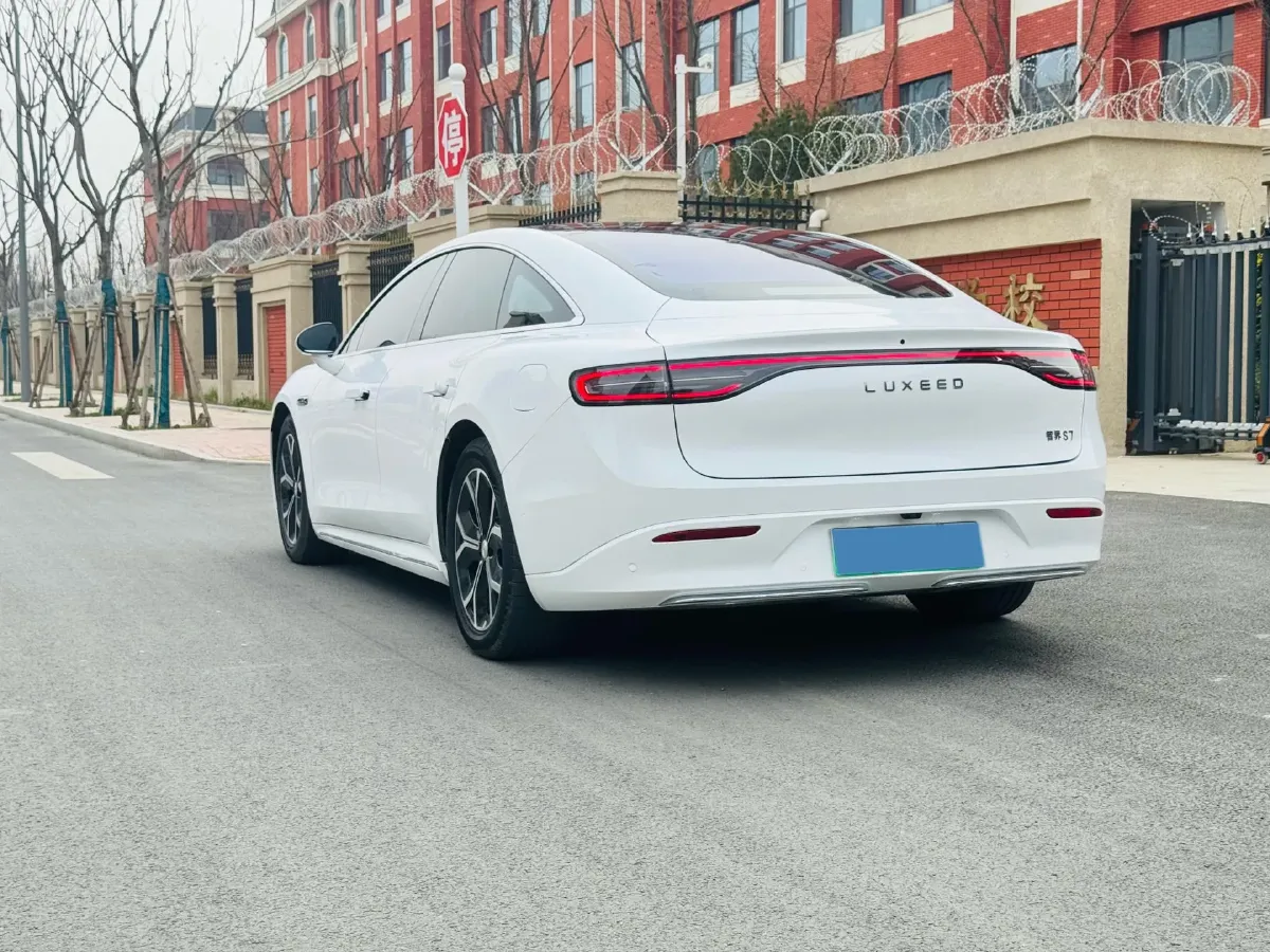 2025 Luxeed S7 BEV 100KWH,autocango,china used car exporter,china ev exporter,chinese used car exporter,chinese used ev exporter