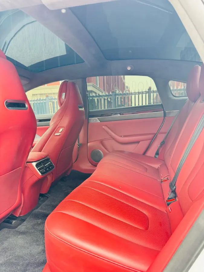 2025 Luxeed S7 BEV 100KWH,autocango,china used car exporter,china ev exporter,chinese used car exporter,chinese used ev exporter