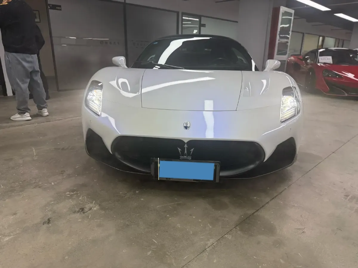 2020 Maserati MC20 3.0T 630HP V6 8DCT,autocango,china used car exporter,china ev exporter,chinese used car exporter,chinese used ev exporter