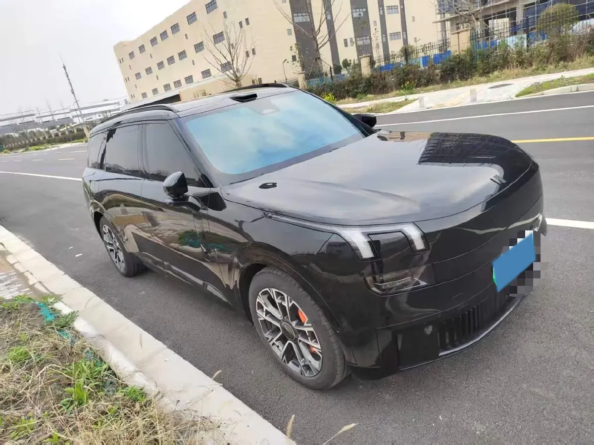 2025 LYNK&CO 900 2.0T 254HP L4 3DHT PHEV,autocango,china used car exporter,china ev exporter,chinese used car exporter,chinese used ev exporter