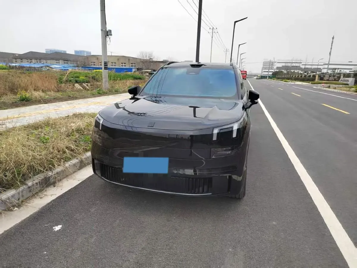 2025 LYNK&CO 900 2.0T 254HP L4 3DHT PHEV,autocango,china used car exporter,china ev exporter,chinese used car exporter,chinese used ev exporter