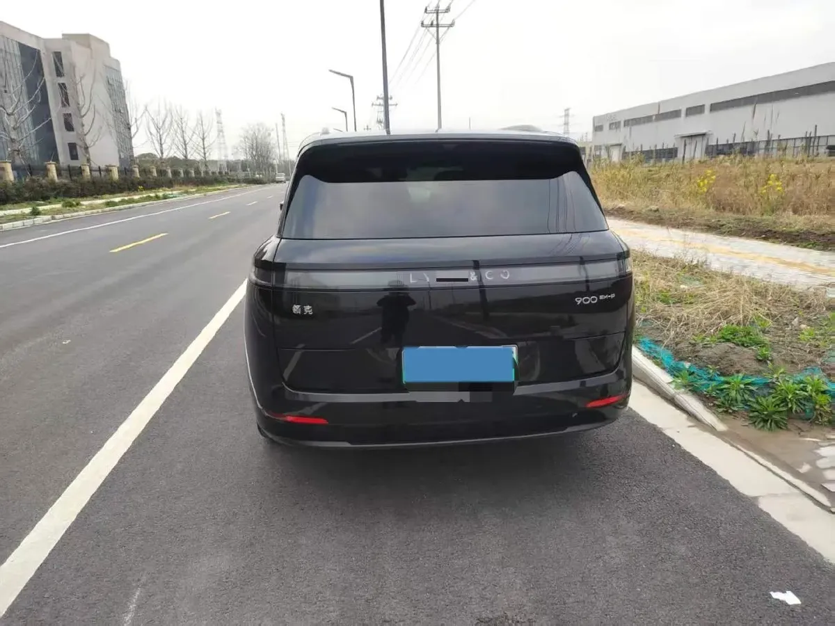 2025 LYNK&CO 900 2.0T 254HP L4 3DHT PHEV,autocango,china used car exporter,china ev exporter,chinese used car exporter,chinese used ev exporter