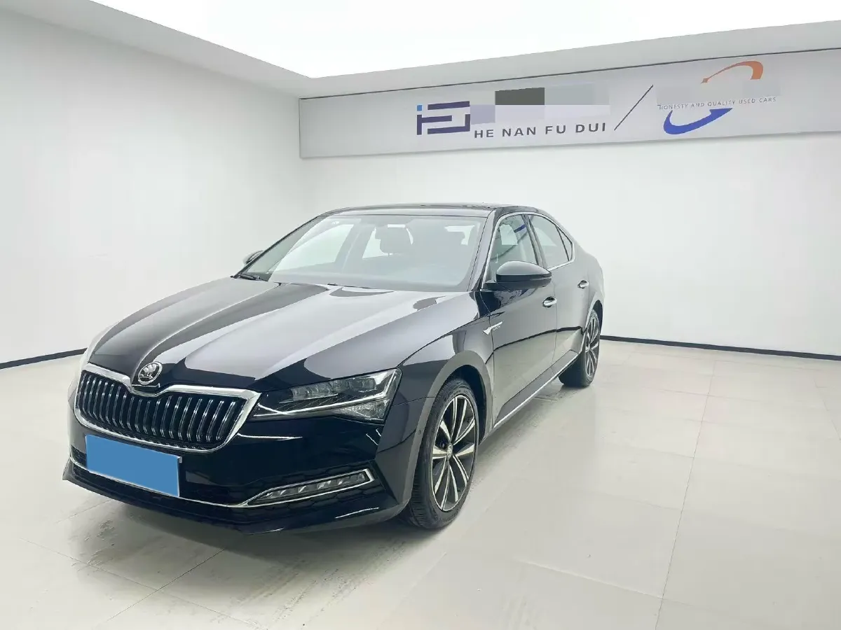2024 Skoda Superb 1.4T 150HP L4 7DCT,autocango,china used car exporter,china ev exporter,chinese used car exporter,chinese used ev exporter