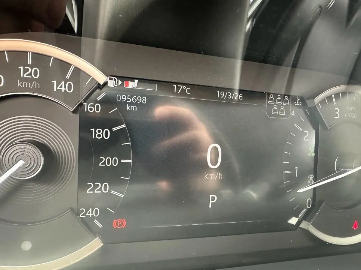 2021 Land Rover Discovery 3.0T 360HP L6 8AT,autocango,china used car exporter,china ev exporter,chinese used car exporter,chinese used ev exporter