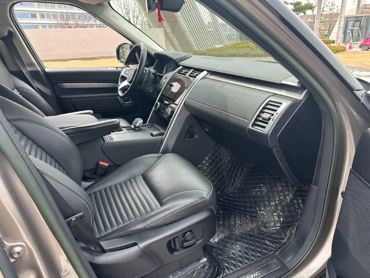 2021 Land Rover Discovery 3.0T 360HP L6 8AT,autocango,china used car exporter,china ev exporter,chinese used car exporter,chinese used ev exporter