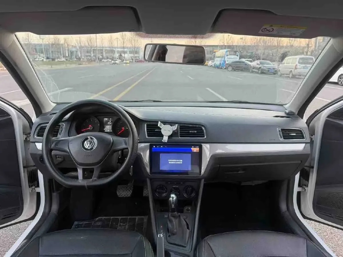 2017 Volkswagen Lavida 1.6L 110HP L4 6AT,autocango,china used car exporter,china ev exporter,chinese used car exporter,chinese used ev exporter