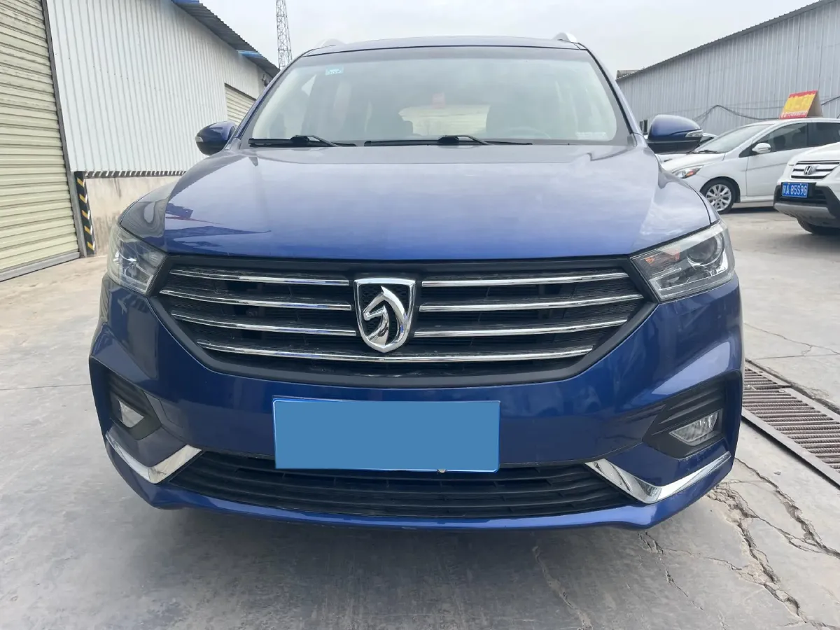 2018 BaoJun 360 1.5L 112HP L4 6MT,autocango,china used car exporter,china ev exporter,chinese used car exporter,chinese used ev exporter