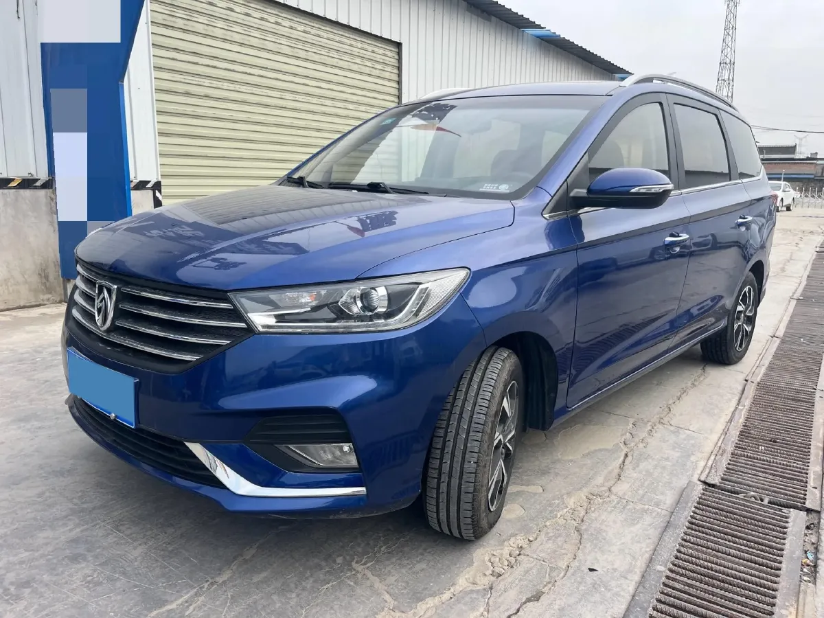 2018 BaoJun 360 1.5L 112HP L4 6MT,autocango,china used car exporter,china ev exporter,chinese used car exporter,chinese used ev exporter
