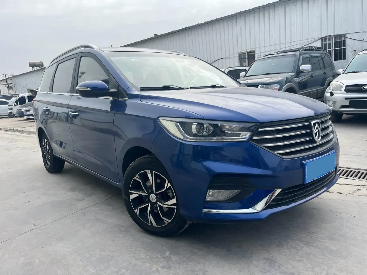 2018 BaoJun 360 1.5L 112HP L4 6MT,autocango,china used car exporter,china ev exporter,chinese used car exporter,chinese used ev exporter