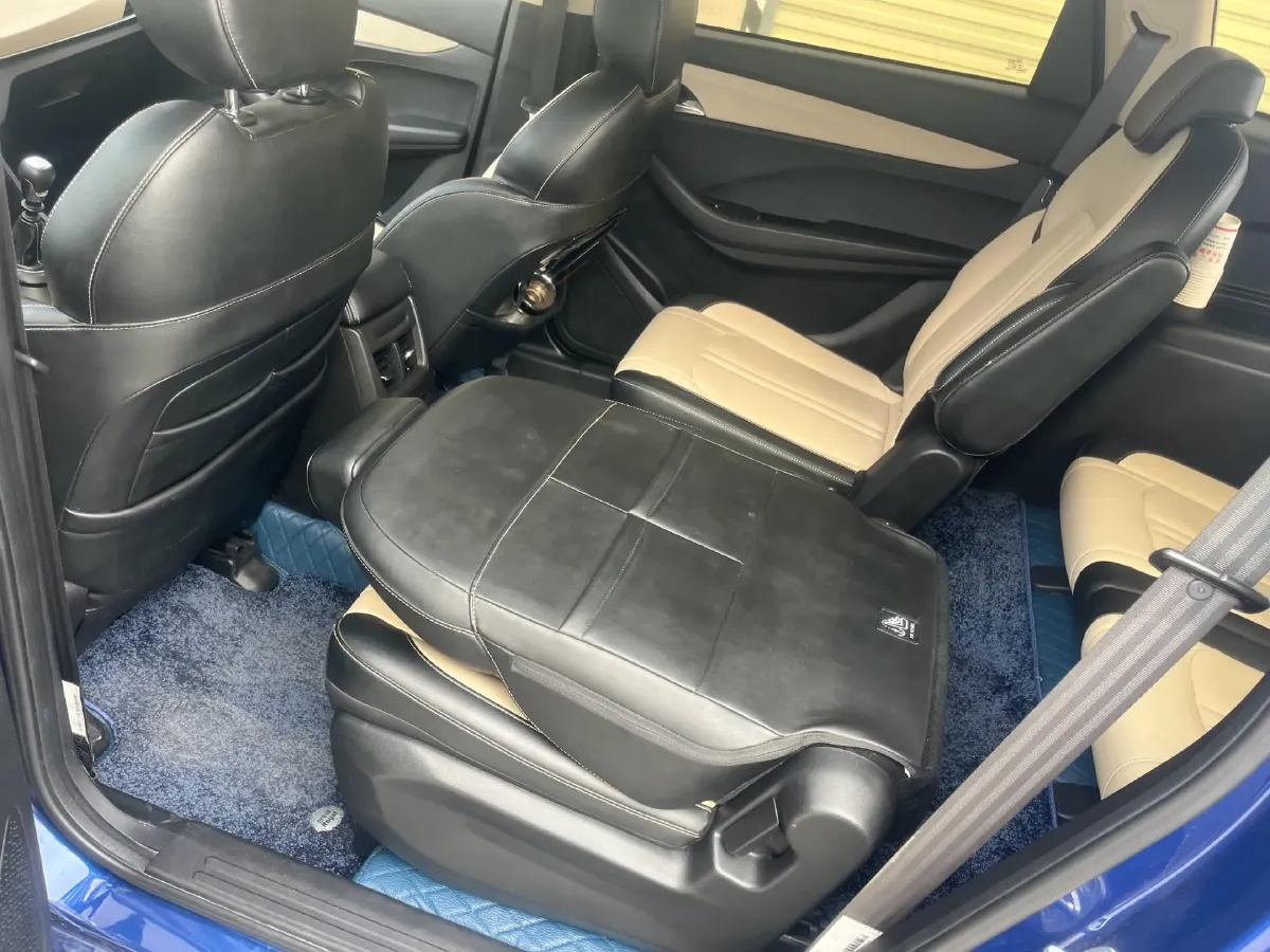 2018 BaoJun 360 1.5L 112HP L4 6MT,autocango,china used car exporter,china ev exporter,chinese used car exporter,chinese used ev exporter