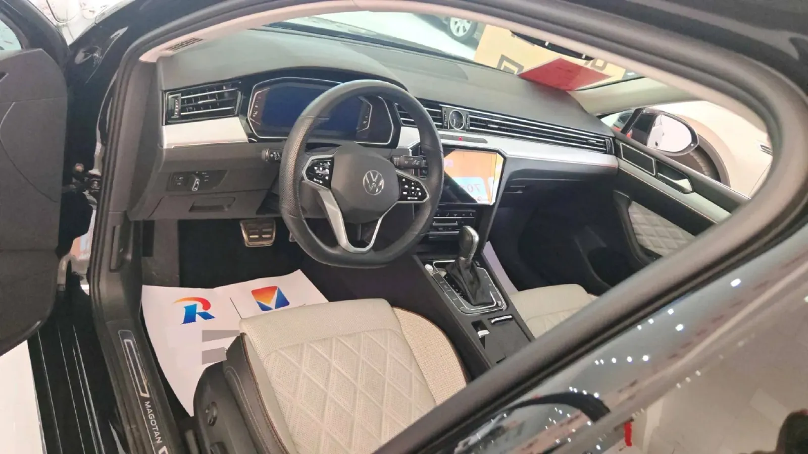 2024 Volkswagen Magotan 2.0T 186HP L4 7DCT,autocango,china used car exporter,china ev exporter,chinese used car exporter,chinese used ev exporter