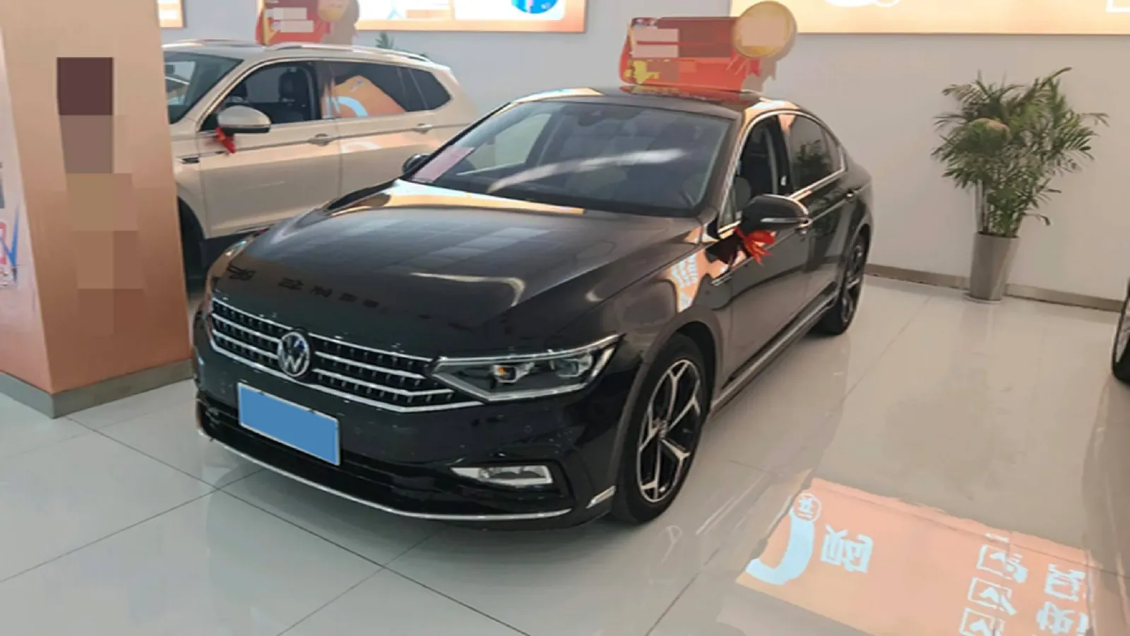 2024 Volkswagen Magotan 2.0T 186HP L4 7DCT,autocango,china used car exporter,china ev exporter,chinese used car exporter,chinese used ev exporter
