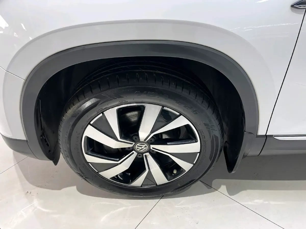 2020 Volkswagen Tayron 2.0T 186HP L4 7DCT,autocango,china used car exporter,china ev exporter,chinese used car exporter,chinese used ev exporter