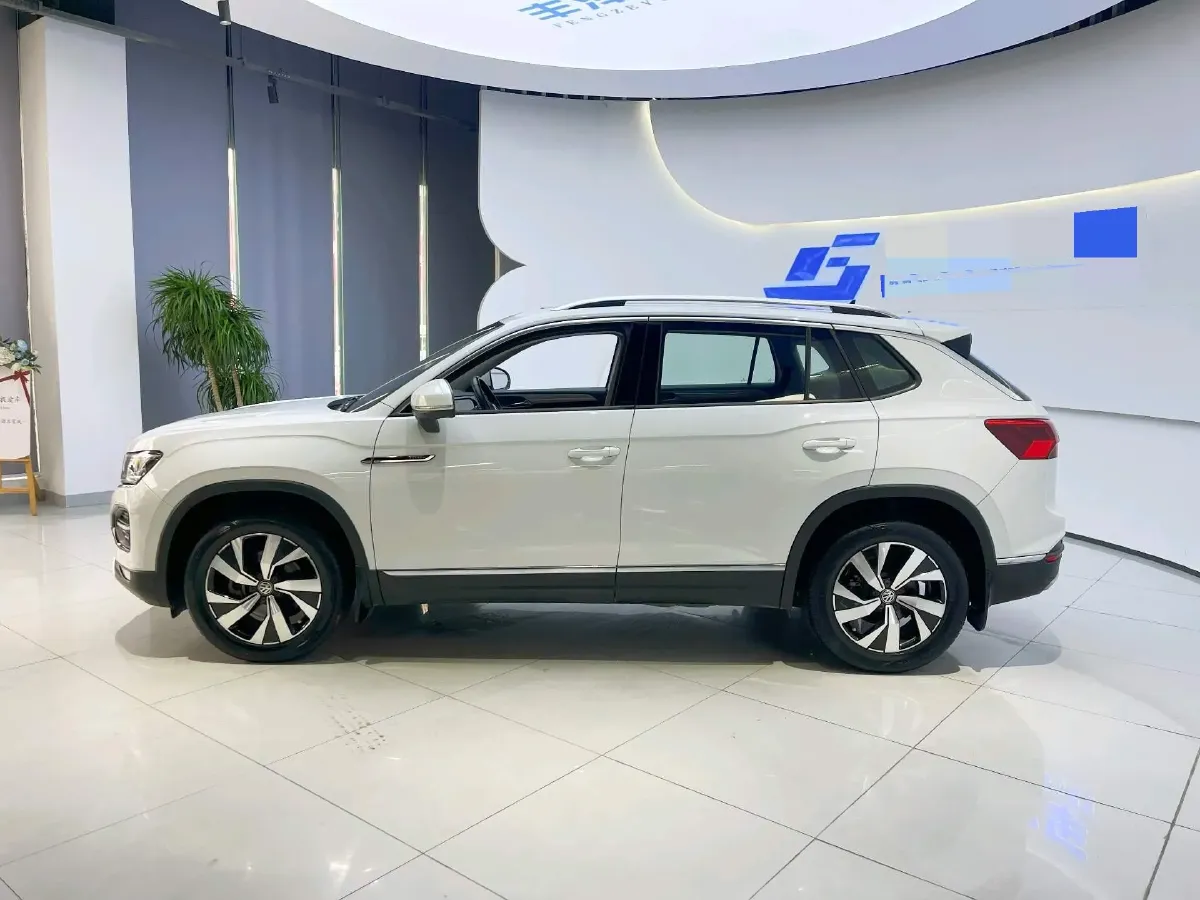 2020 Volkswagen Tayron 2.0T 186HP L4 7DCT,autocango,china used car exporter,china ev exporter,chinese used car exporter,chinese used ev exporter