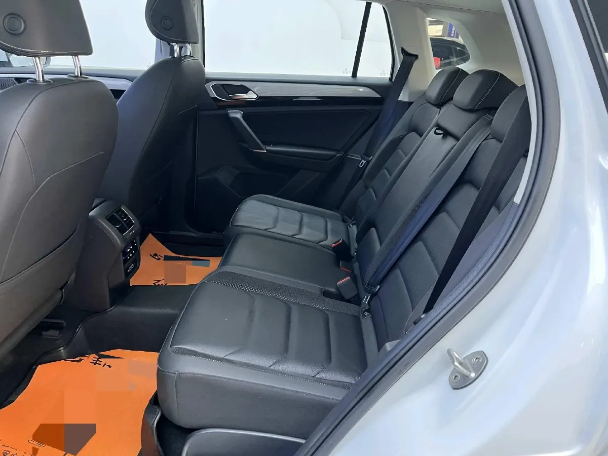 2020 Volkswagen Tayron 2.0T 186HP L4 7DCT,autocango,china used car exporter,china ev exporter,chinese used car exporter,chinese used ev exporter