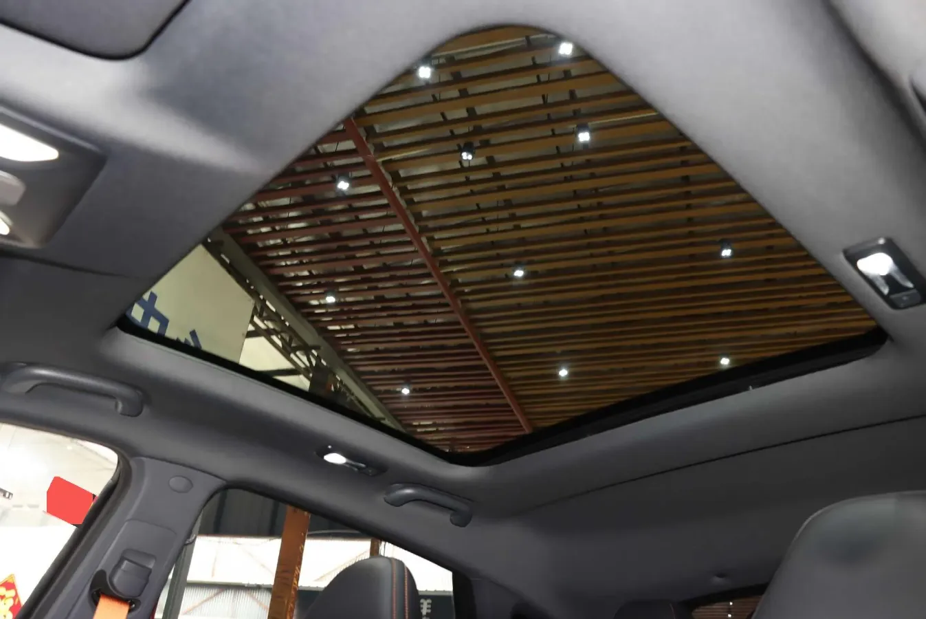 2024 ChangAn UNI-V 1.5T 188HP L4 7DCT,autocango,china used car exporter,china ev exporter,chinese used car exporter,chinese used ev exporter