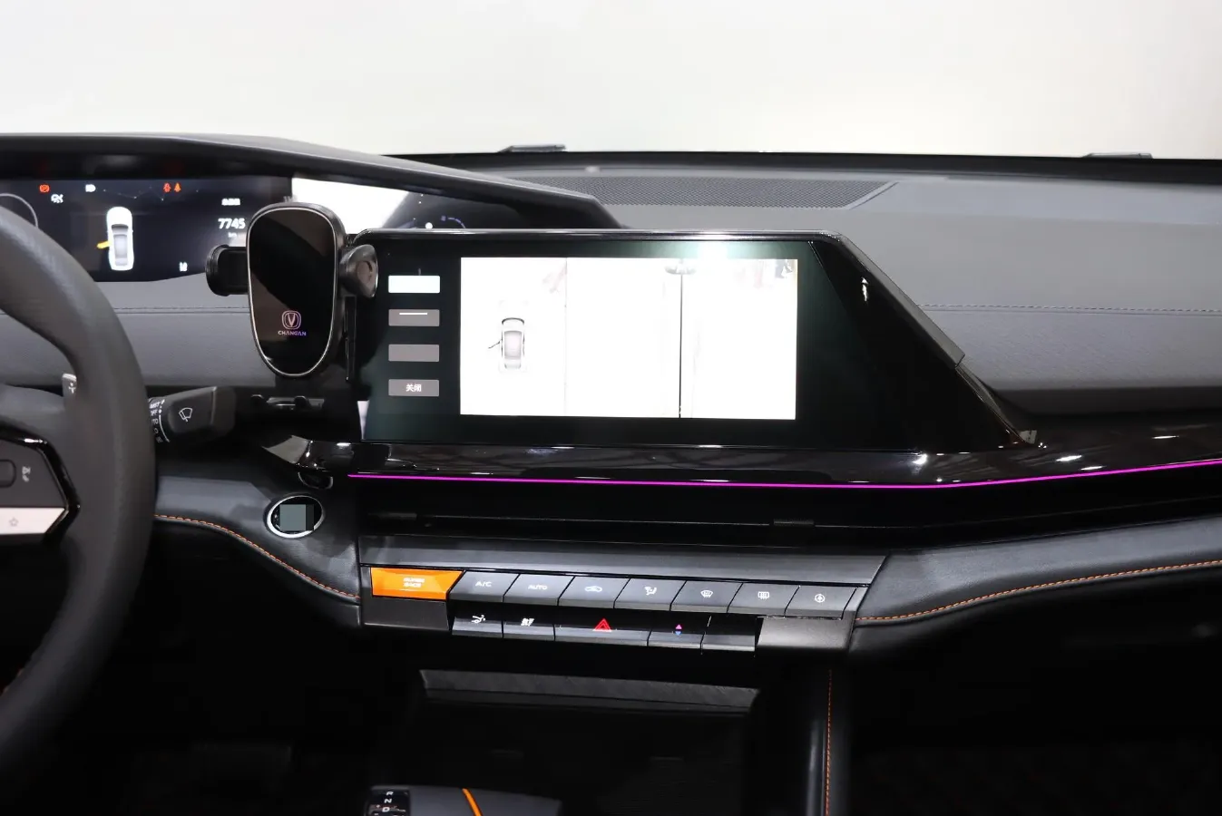 2024 ChangAn UNI-V 1.5T 188HP L4 7DCT,autocango,china used car exporter,china ev exporter,chinese used car exporter,chinese used ev exporter