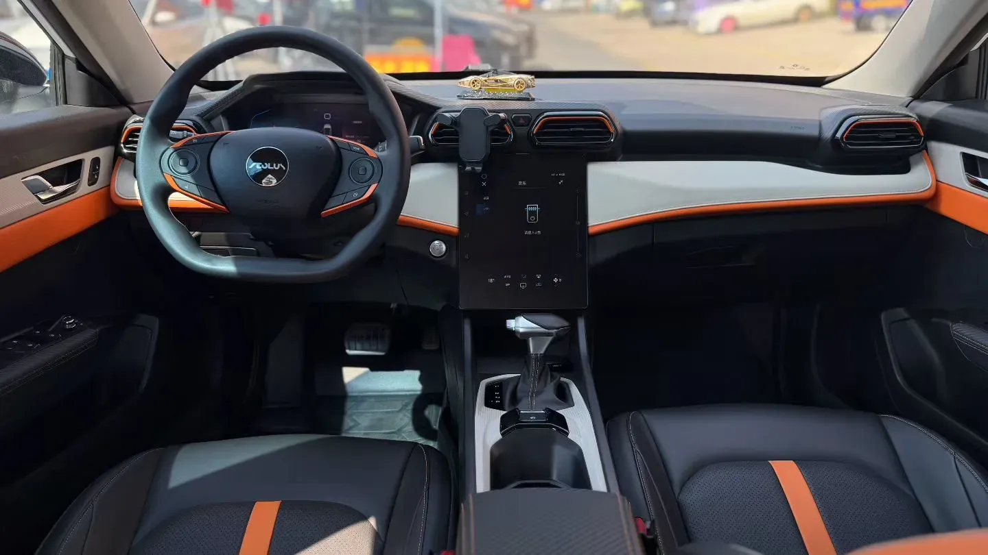 2023 DongFeng Aeolus YiXuan GS 1.5L 125HP L4 6DCT,autocango,china used car exporter,china ev exporter,chinese used car exporter,chinese used ev exporter