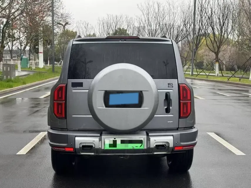 2025 FangChengBao Bao 5 1.5T 194HP L4 E-CVT PHEV 31.8KWH,autocango,china used car exporter,china ev exporter,chinese used car exporter,chinese used ev exporter