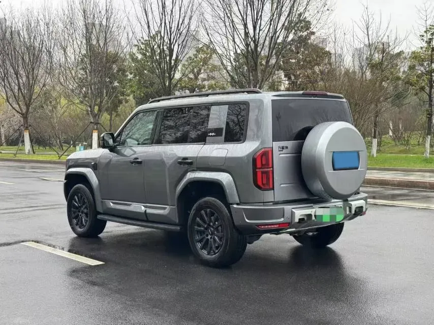 2025 FangChengBao Bao 5 1.5T 194HP L4 E-CVT PHEV 31.8KWH,autocango,china used car exporter,china ev exporter,chinese used car exporter,chinese used ev exporter