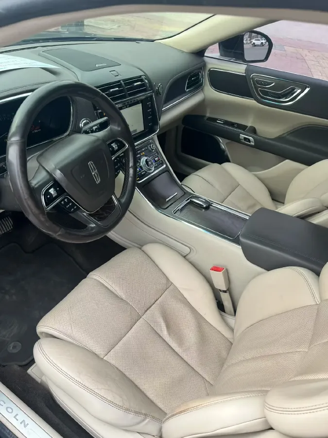 2018 Lincoln Continental 2.0T 261HP L4 6AT,autocango,china used car exporter,china ev exporter,chinese used car exporter,chinese used ev exporter