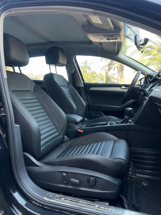 2018 Volkswagen Magotan 1.8T 180HP L4 7DCT,autocango,china used car exporter,china ev exporter,chinese used car exporter,chinese used ev exporter