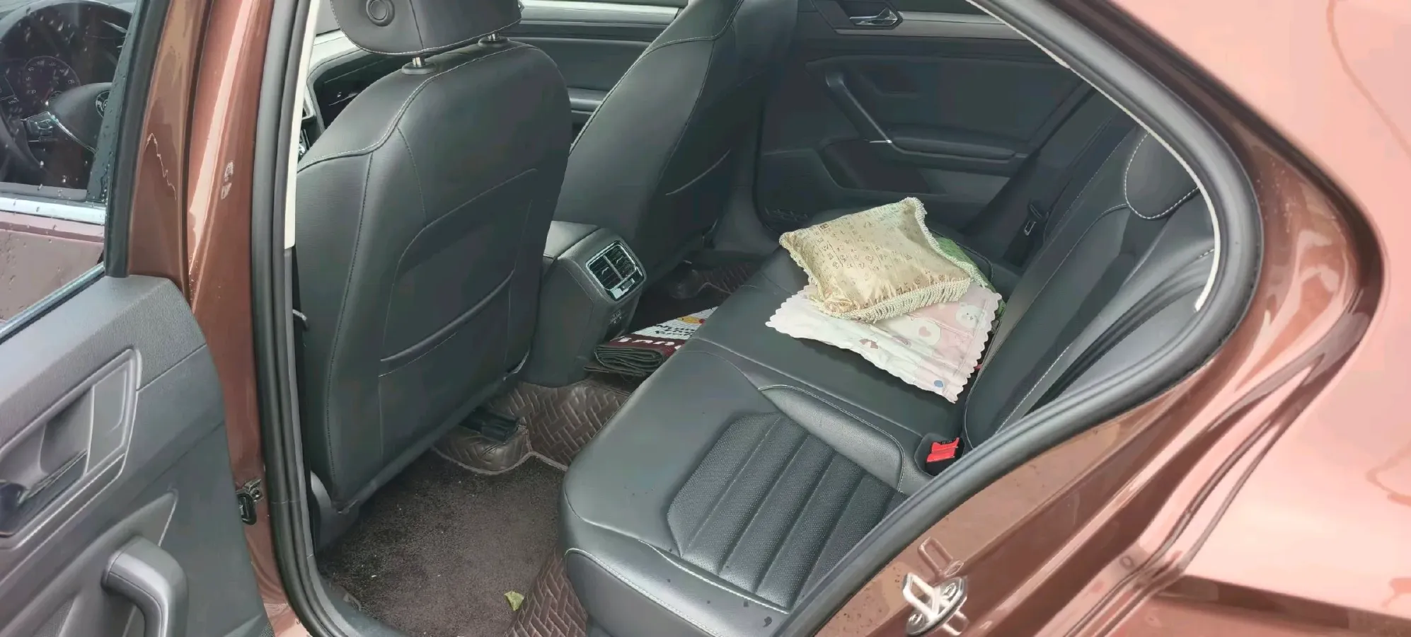 2019 Volkswagen Passat 1.4T 150HP L4 7DCT,autocango,china used car exporter,china ev exporter,chinese used car exporter,chinese used ev exporter