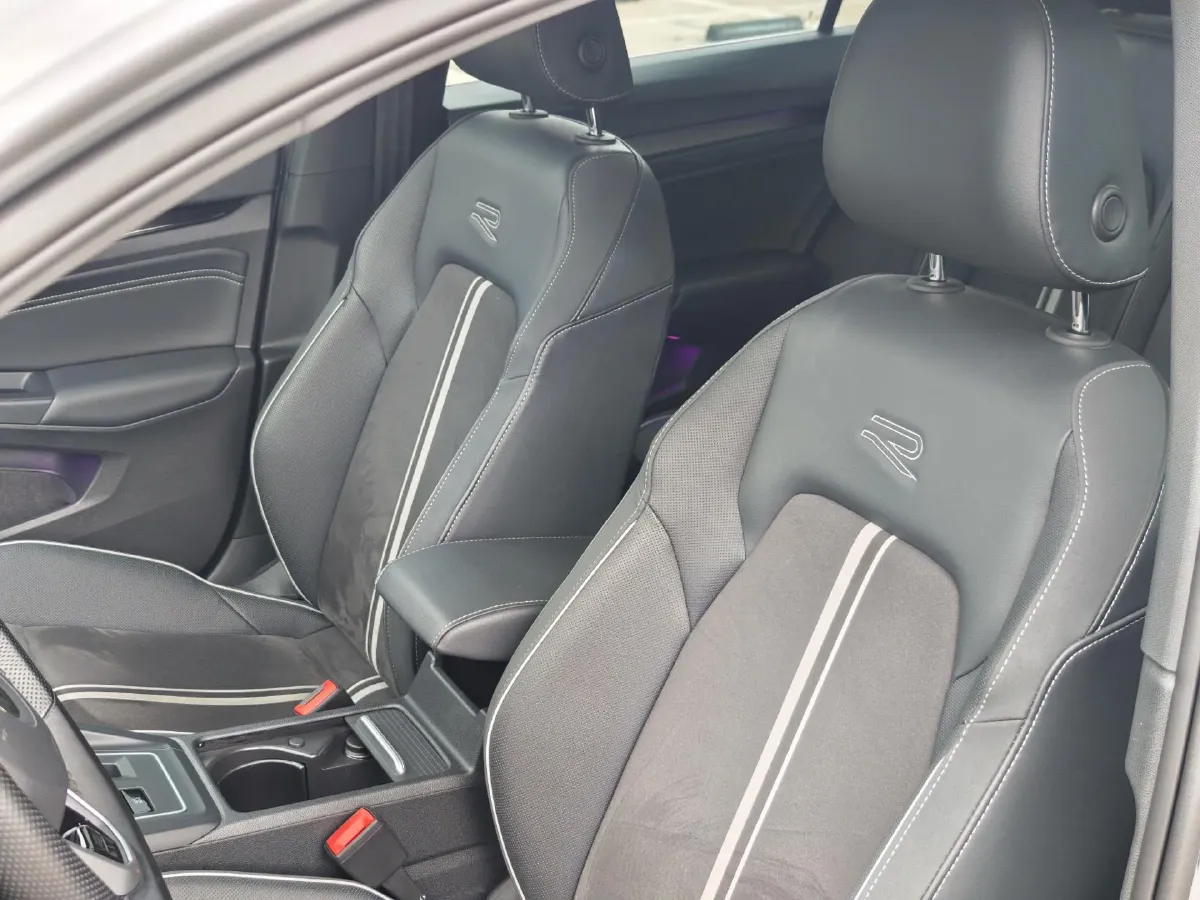 2023 Volkswagen Golf 1.4T 150HP L4 7DCT,autocango,china used car exporter,china ev exporter,chinese used car exporter,chinese used ev exporter