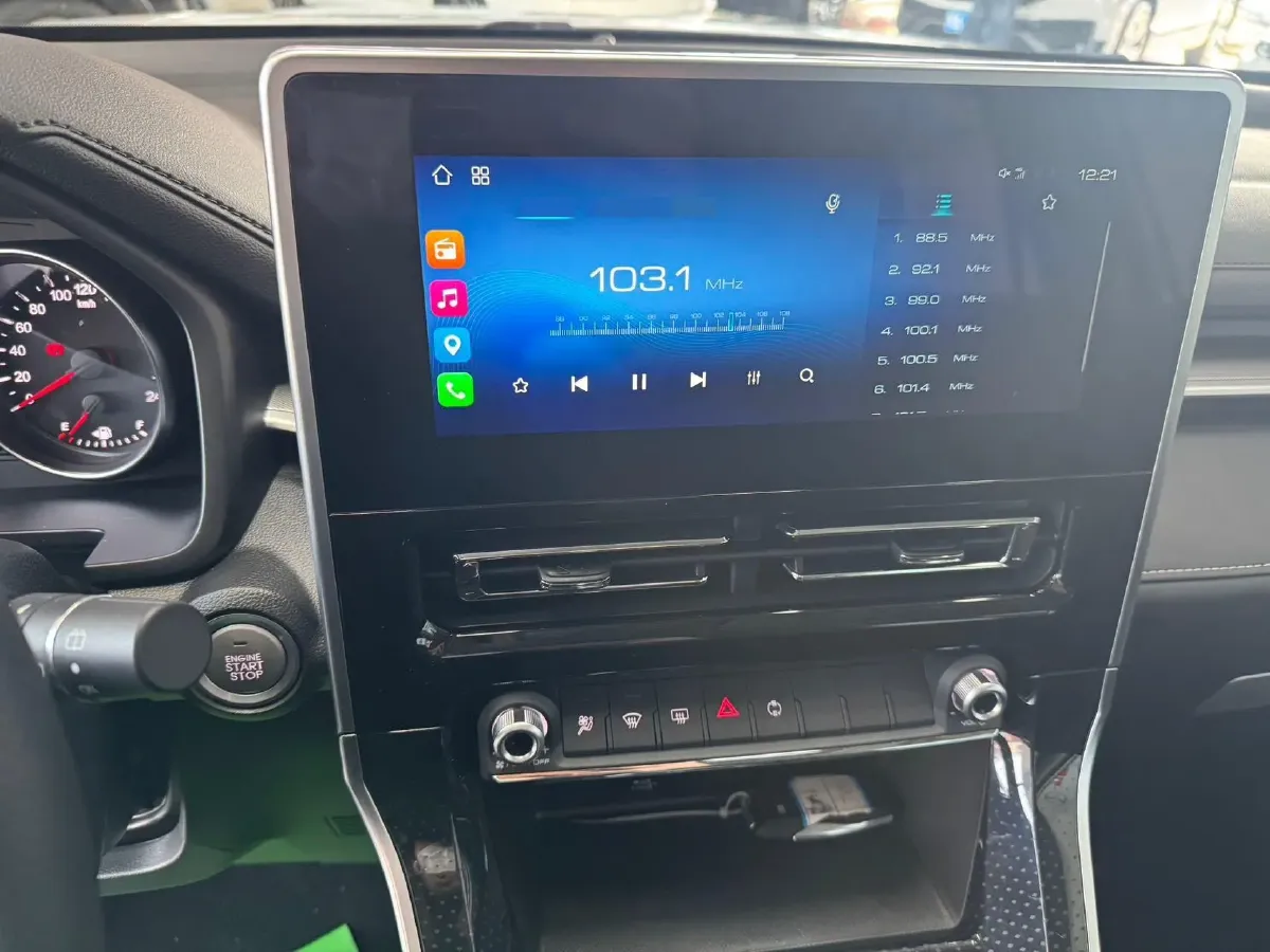 2021 Haval M6 1.5T 150HP L4 7DCT,autocango,china used car exporter,china ev exporter,chinese used car exporter,chinese used ev exporter