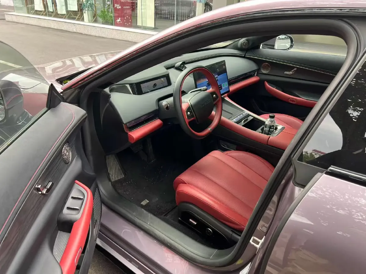 2025 Exceed Sterra ES REEV 156HP REEV 34.7KWH,autocango,china used car exporter,china ev exporter,chinese used car exporter,chinese used ev exporter